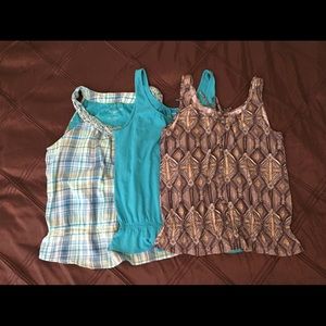 Sonoma Large Tank Tops set of 3